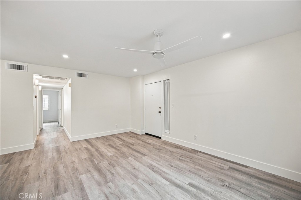 18183 Sundowner Way 851 Property Photo 13