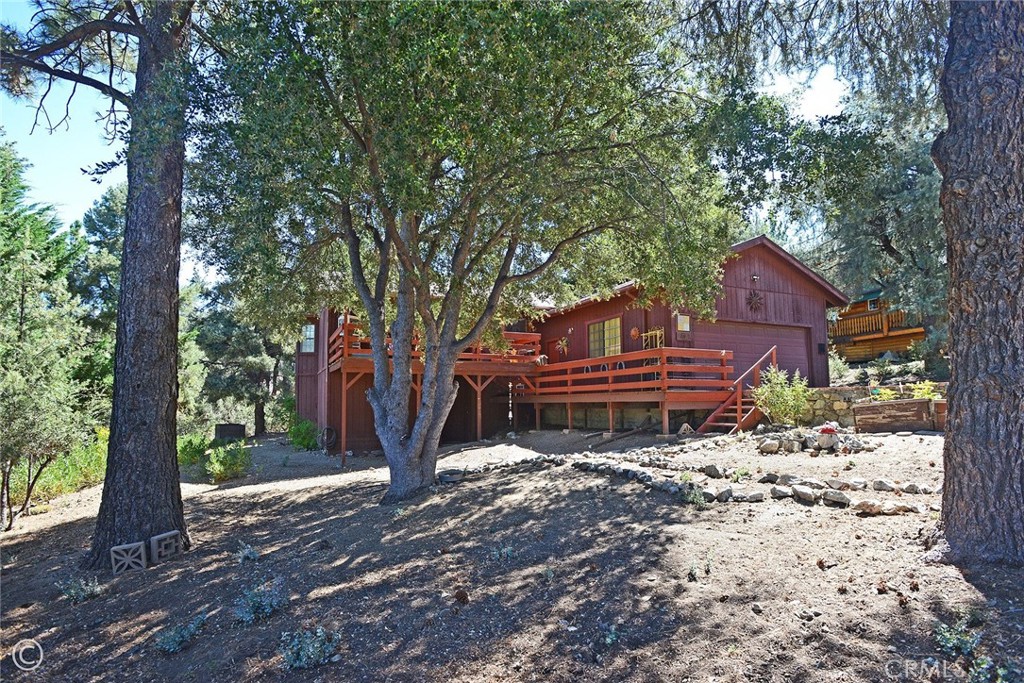 15417 Acacia Property Photo 2