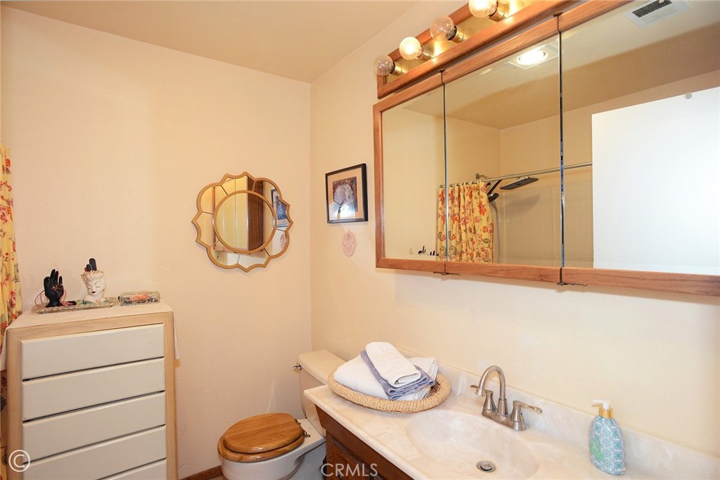 15417 Acacia Property Photo 24
