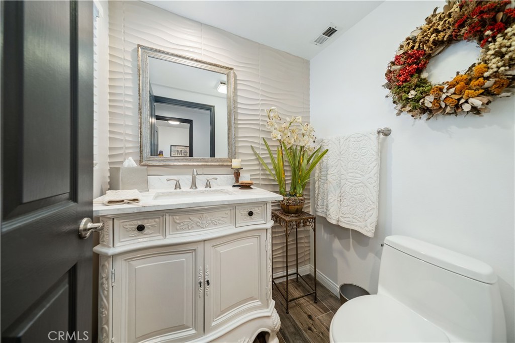 5919 County Oak Road Property Photo 14