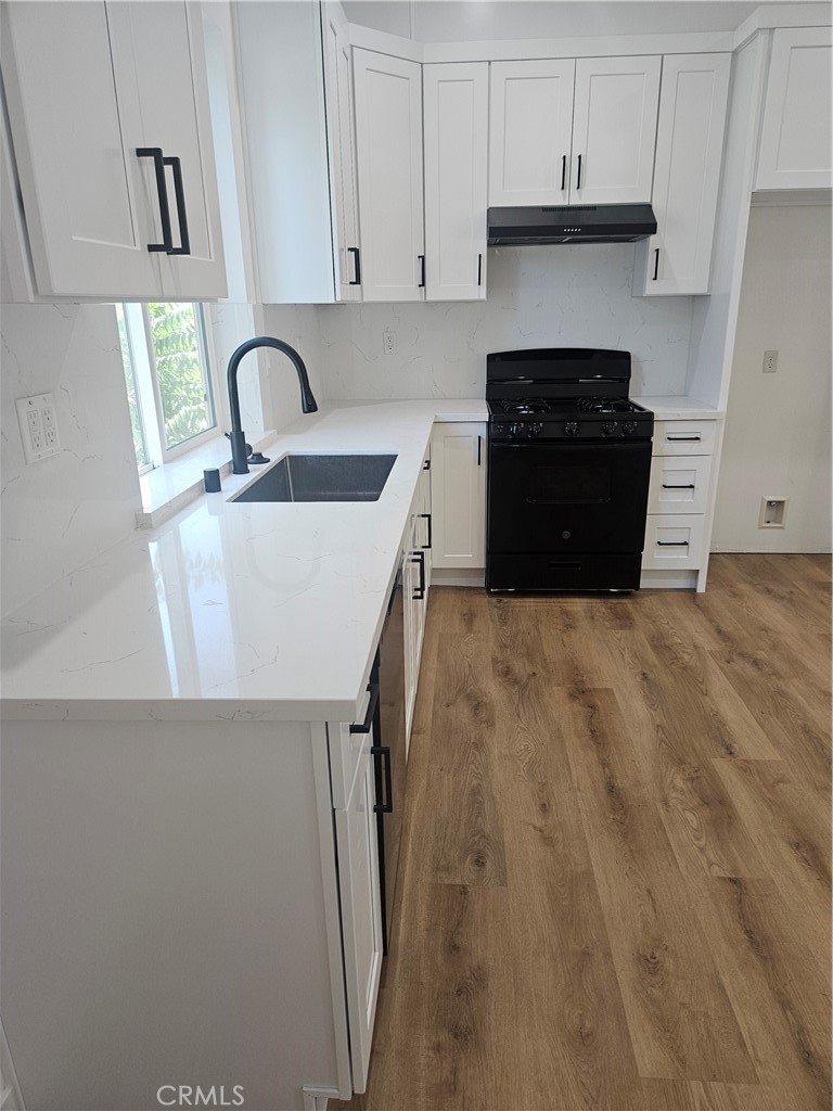 6955 Rhea Property Photo 3
