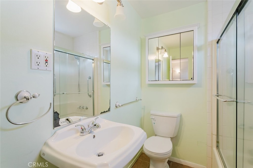4334 Pennsylvania Avenue Property Photo 18