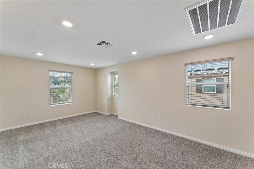 17115 Zion Drive Property Photo 11