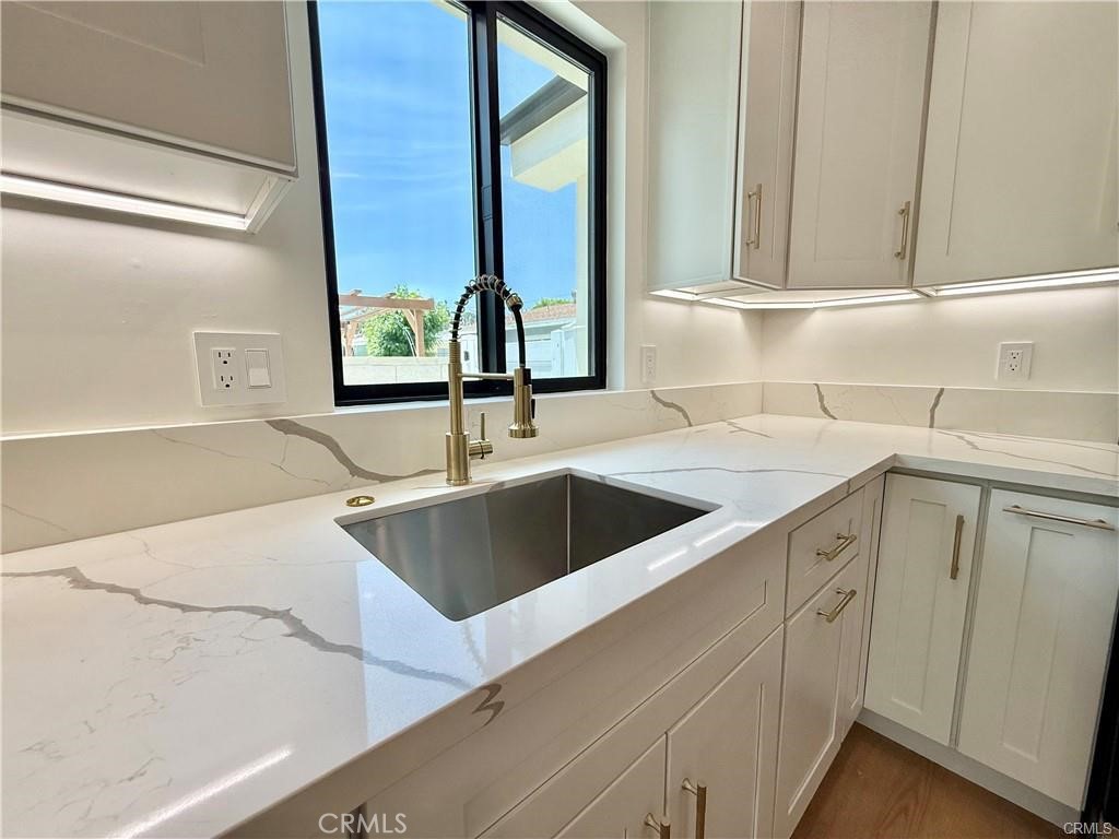 22130 Gault Street Property Photo 37