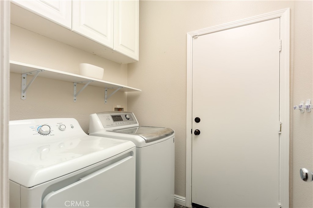 28215 Clementine Drive Property Photo 6