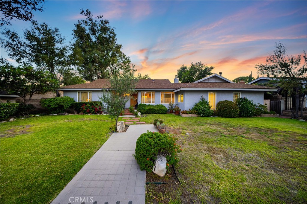 10739 Reseda Property Photo 1