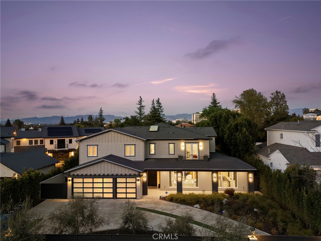 15547 Valley Vista Boulevard Property Photo
