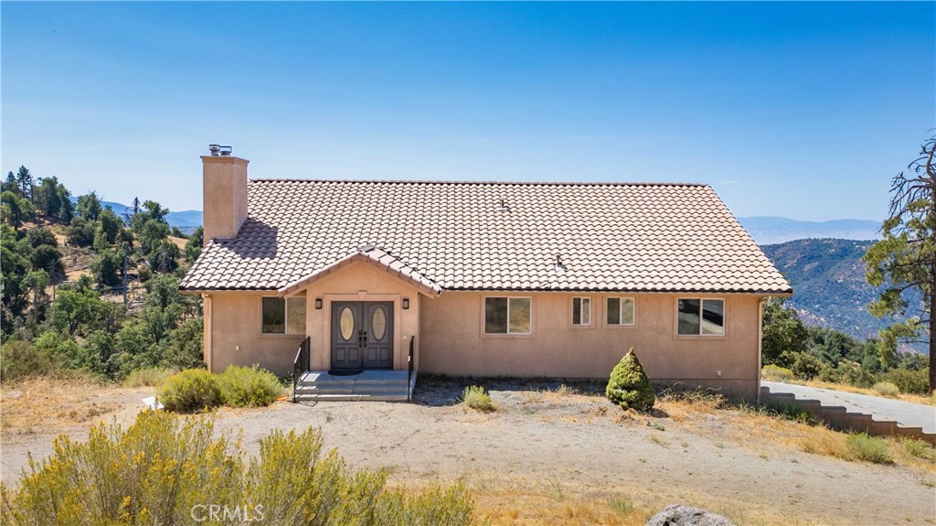 29600 Goldspike Road Property Photo 1
