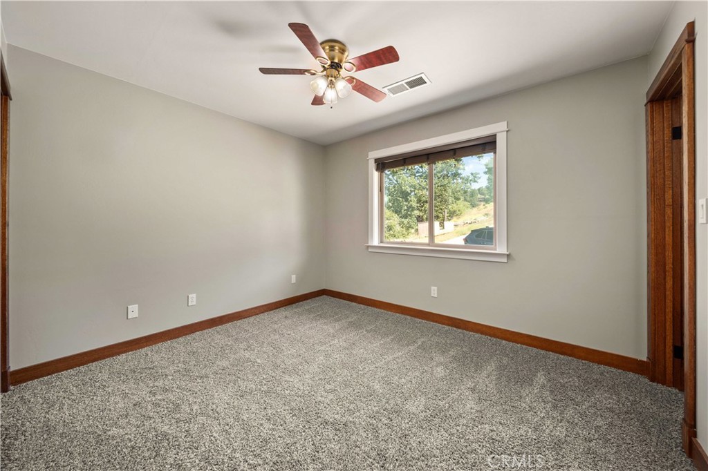 29600 Goldspike Road Property Photo 18