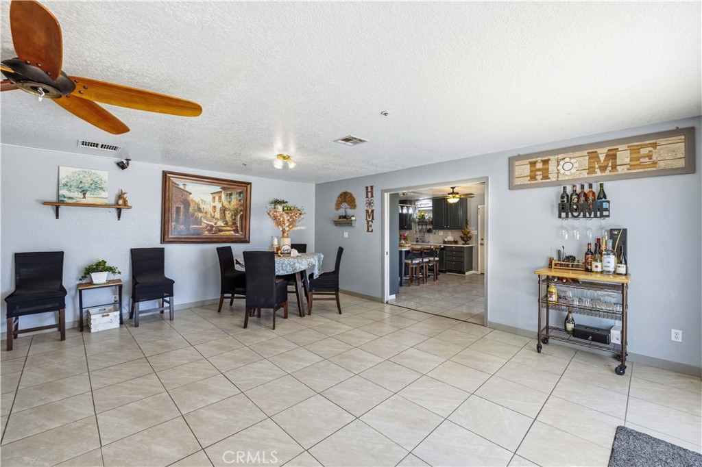 9740 E Avenue G10 Property Photo 7