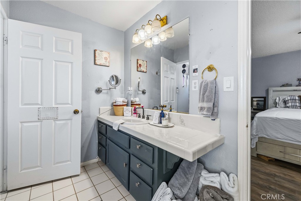 9740 E Avenue G10 Property Photo 22