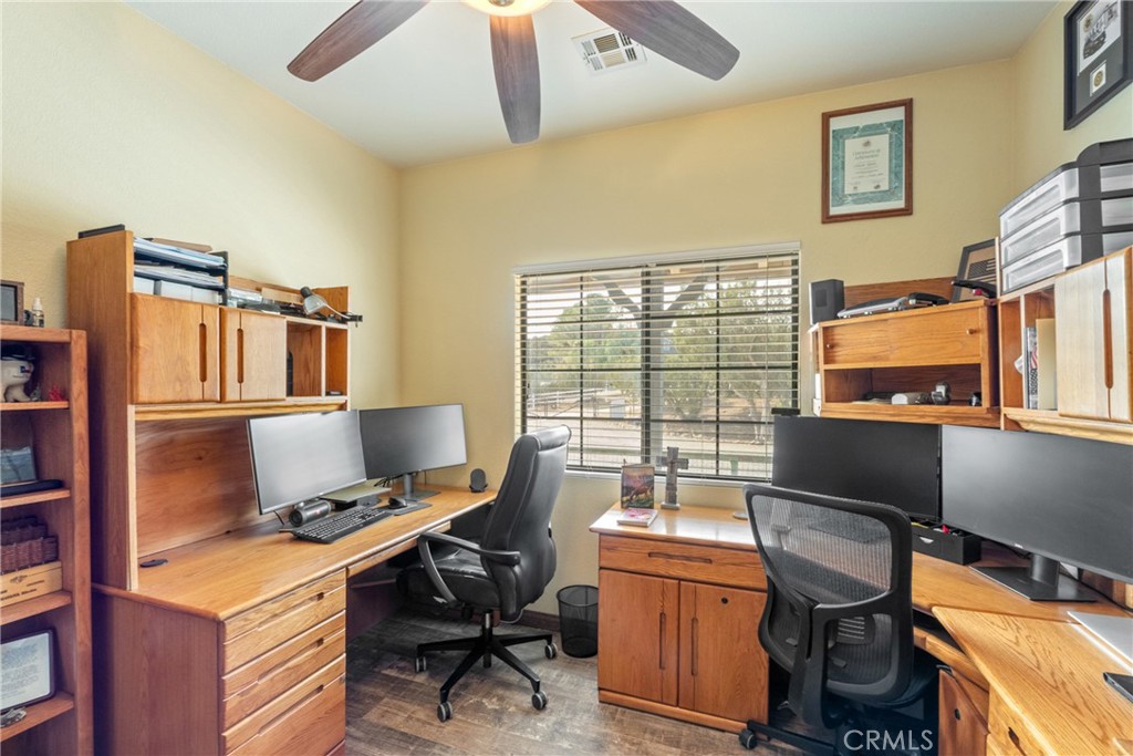 6535 Juniper Crest Road Property Photo 16