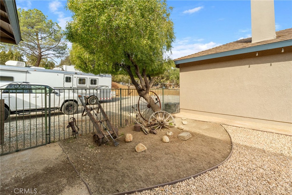 6535 Juniper Crest Road Property Photo 32