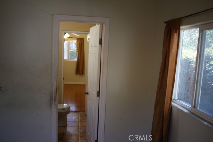 1301 N Mccadden Place Property Photo 7