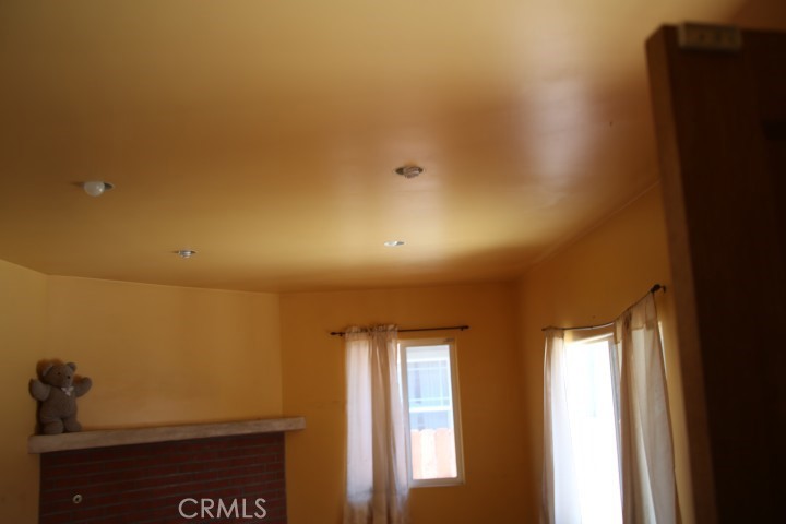 1301 N Mccadden Place Property Photo 10