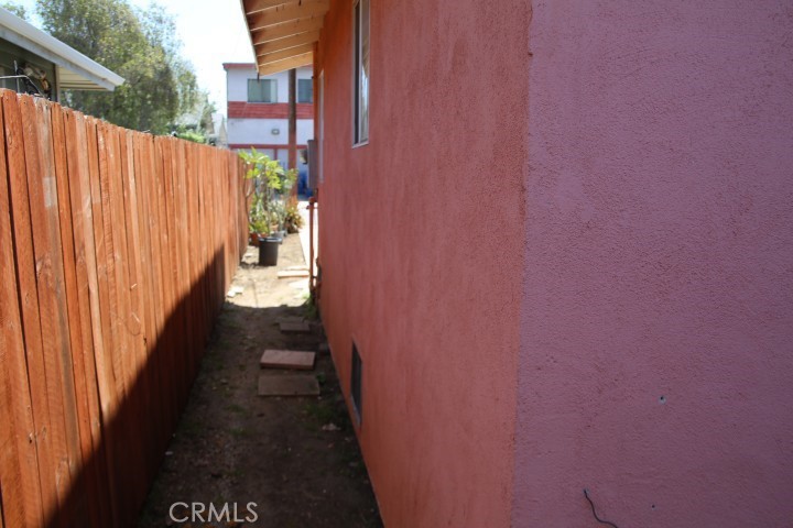 1301 N Mccadden Place Property Photo 11
