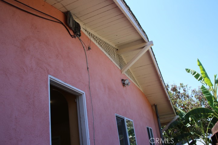 1301 N Mccadden Place Property Photo 13