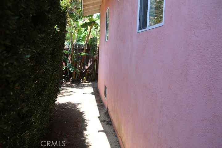 1301 N Mccadden Place Property Photo 16