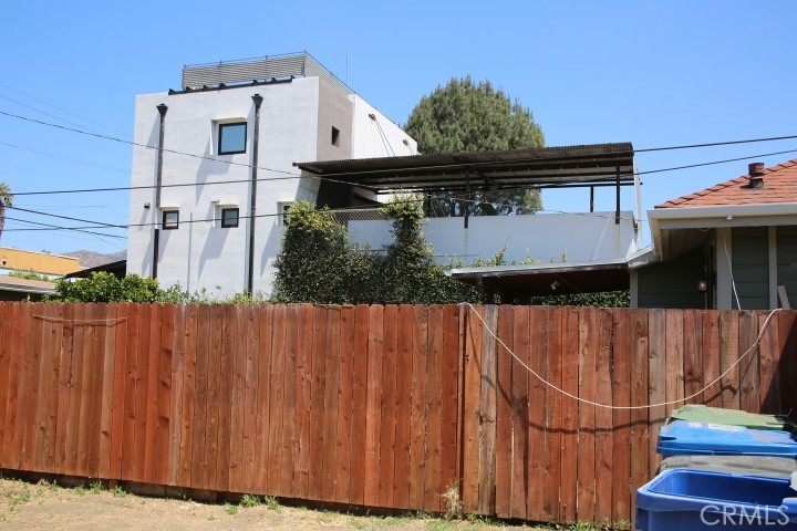 1301 N Mccadden Place Property Photo 21