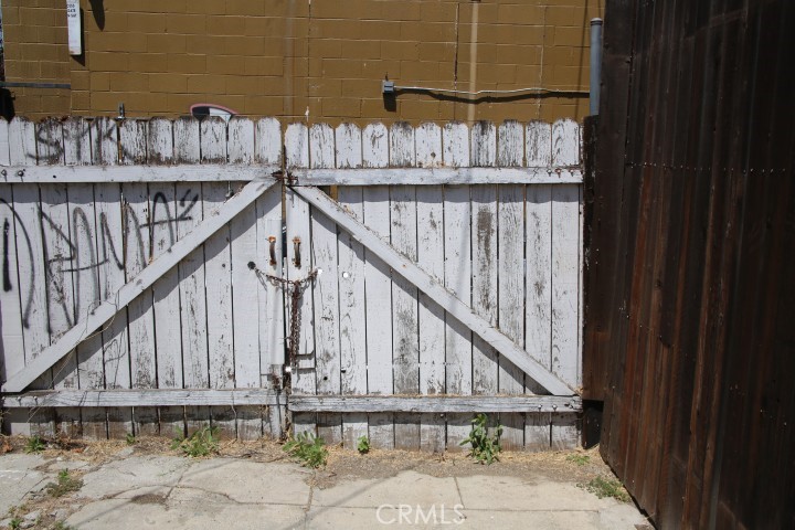 1301 N Mccadden Place Property Photo 25
