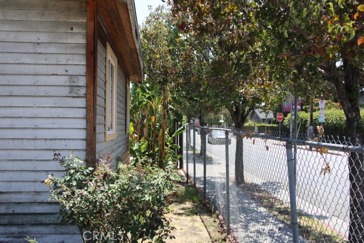 1301 N Mccadden Place Property Photo 29