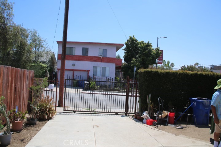 1301 N Mccadden Place Property Photo 49