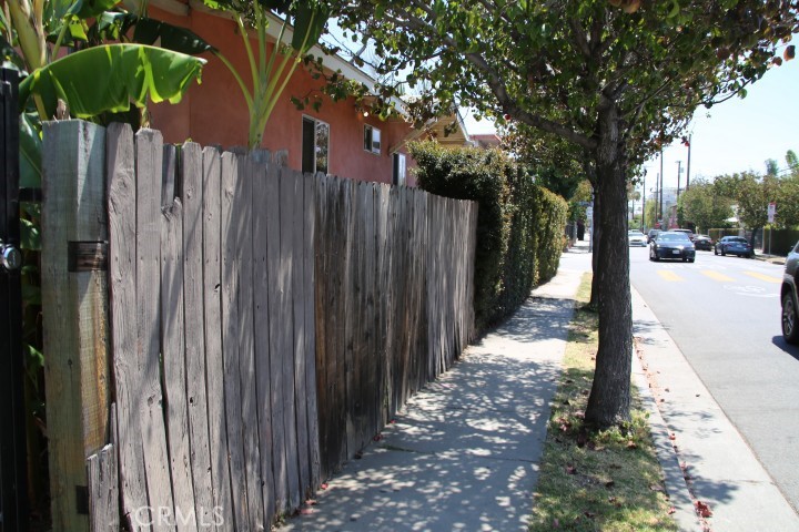 1301 N Mccadden Place Property Photo 63