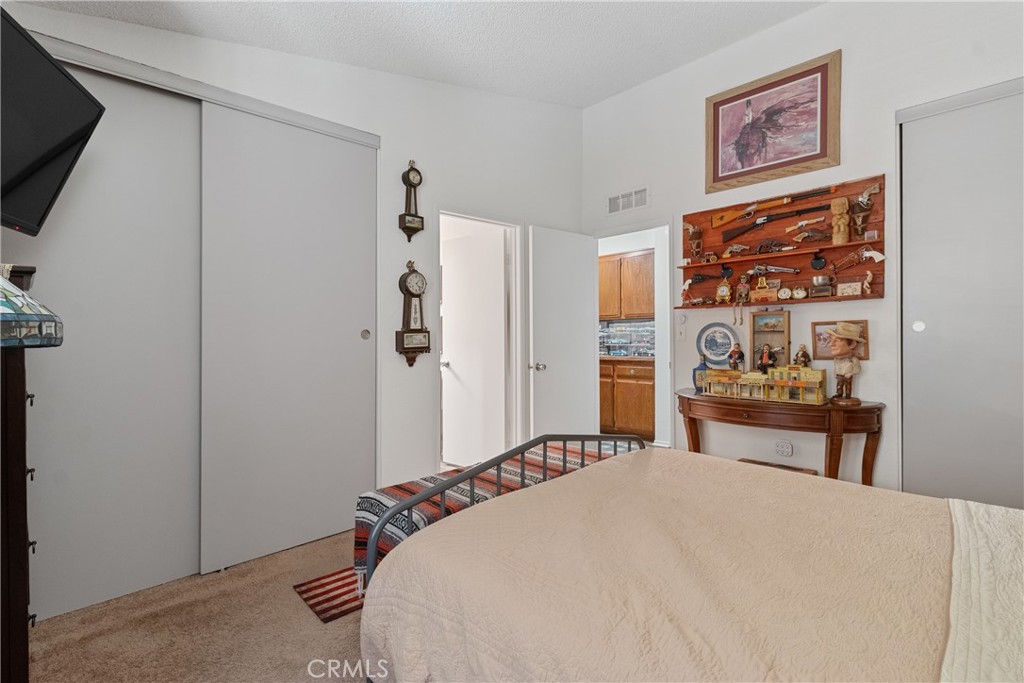 14324 Lear Property Photo 11
