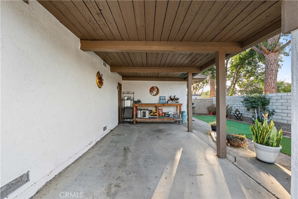 995 Vallejo Property Photo 5