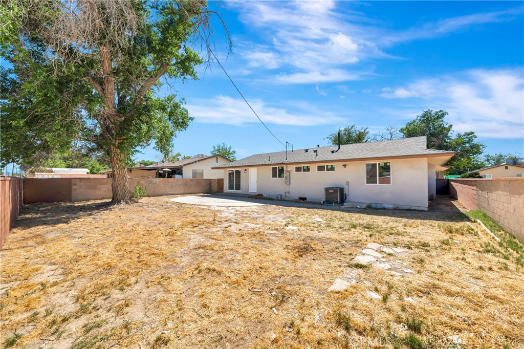 45514 11th Street W Property Photo 28