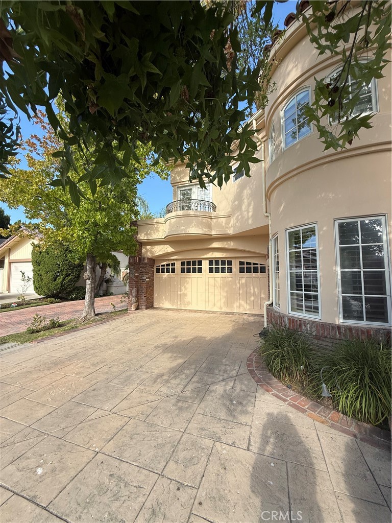 1284 Westwind Property Photo 12