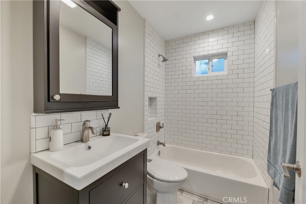6458 Hanna Property Photo 15