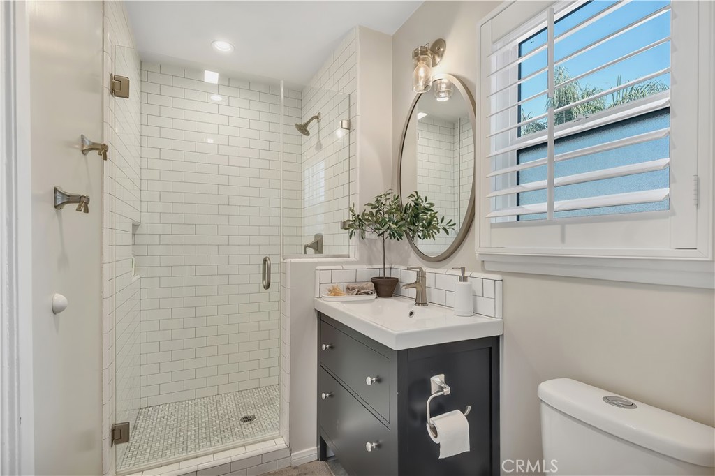 6458 Hanna Property Photo 17