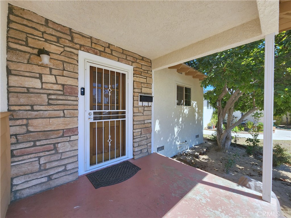 9956 Gaviota Avenue Property Photo 6