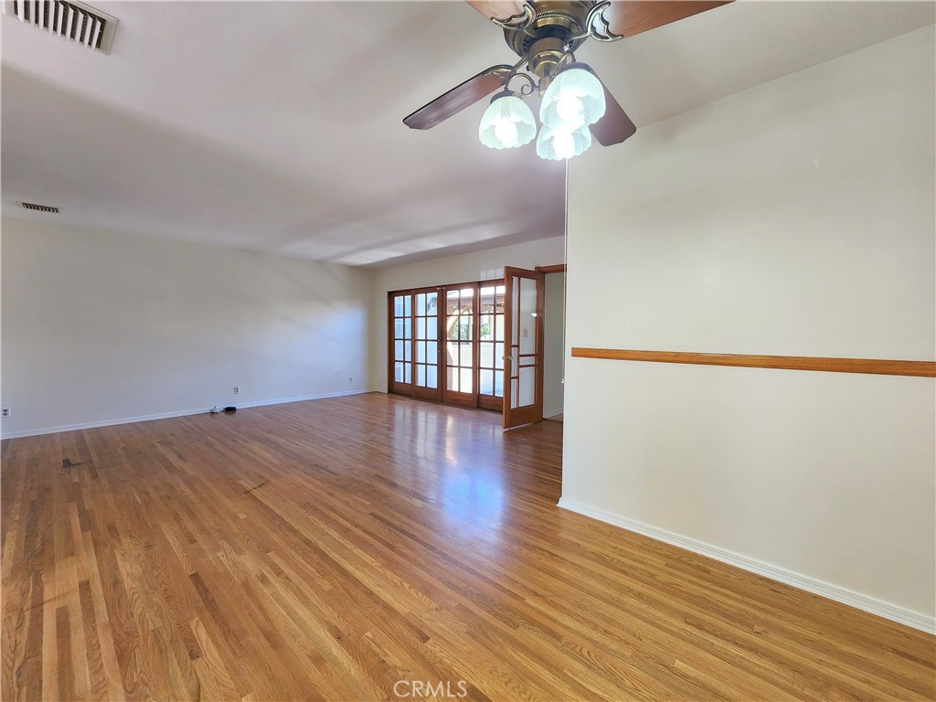 9956 Gaviota Avenue Property Photo 9