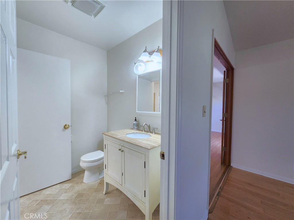 9956 Gaviota Avenue Property Photo 14