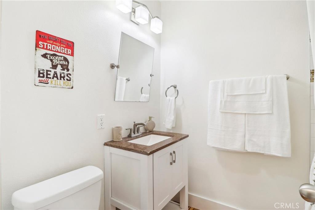 5617 Denny Avenue Property Photo 11
