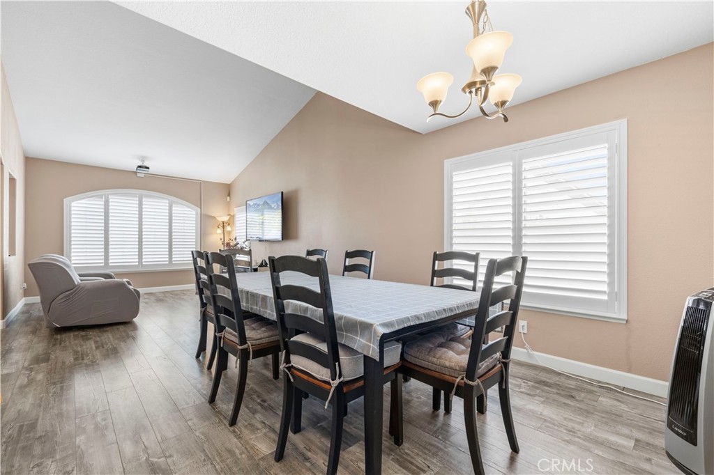 42443 Breeze Property Photo 7