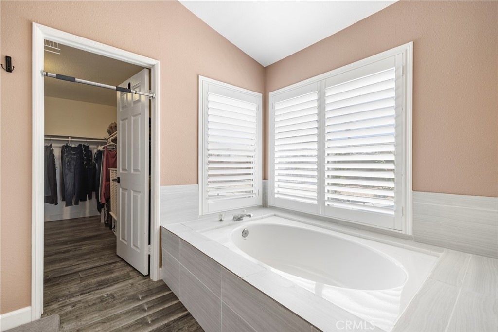 42443 Breeze Property Photo 27