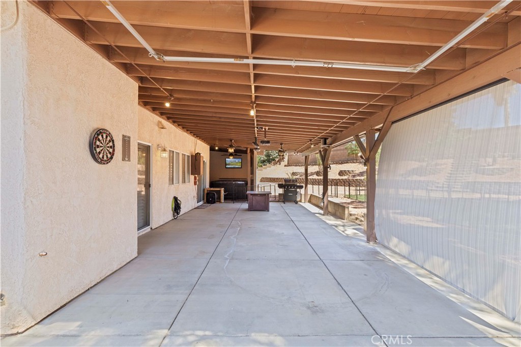 42443 Breeze Property Photo 44
