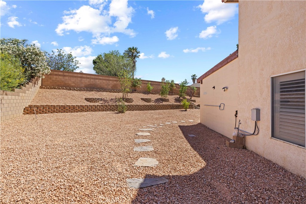 42443 Breeze Property Photo 50