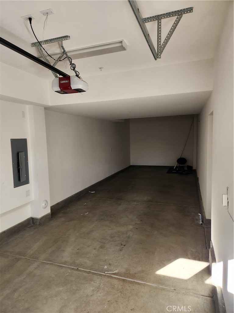 9618 Nova Property Photo 10