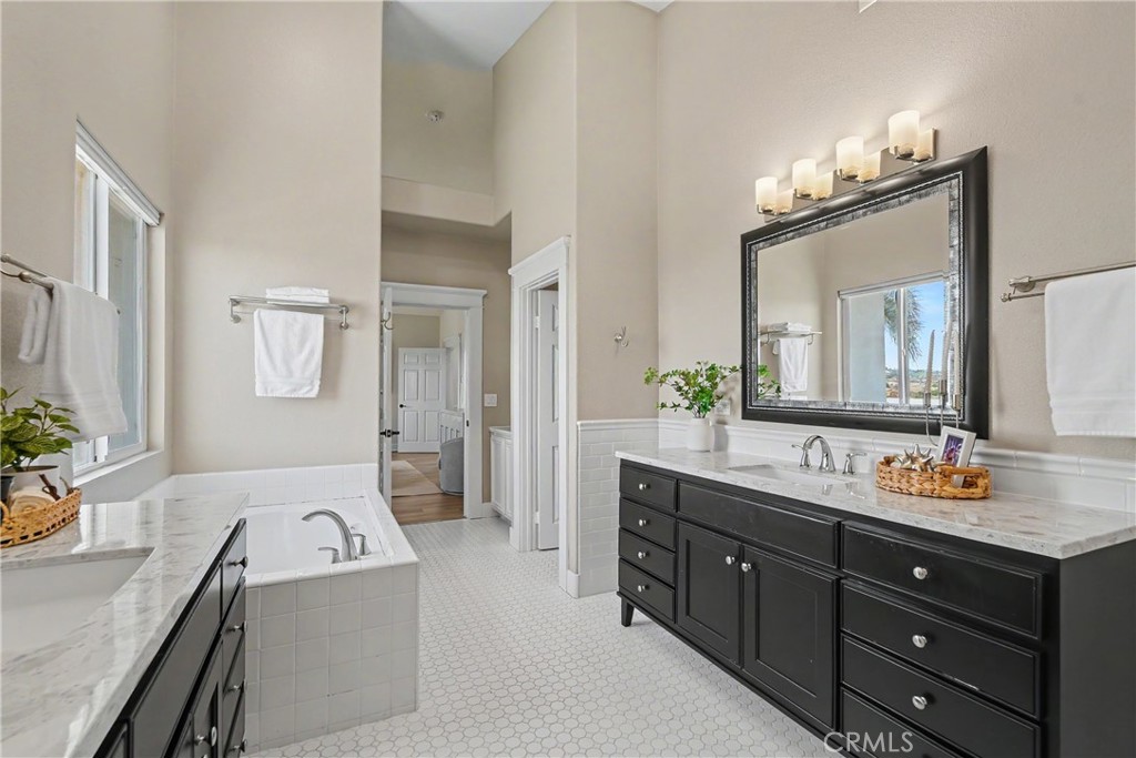 18 Lyon Ridge Property Photo 33