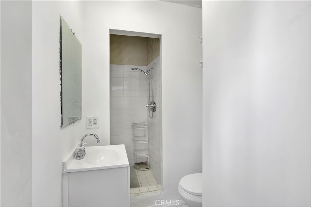 11144 Ventura Boulevard Property Photo 6