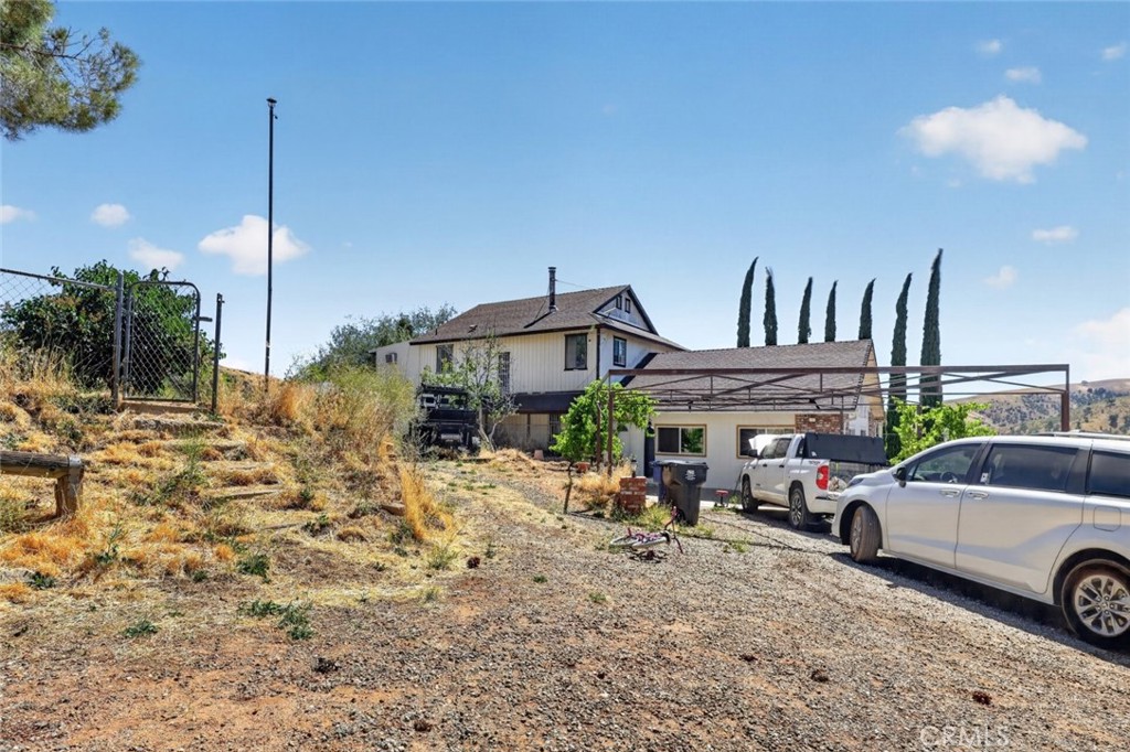 7 Cuddy Canyon Road Property Photo 2