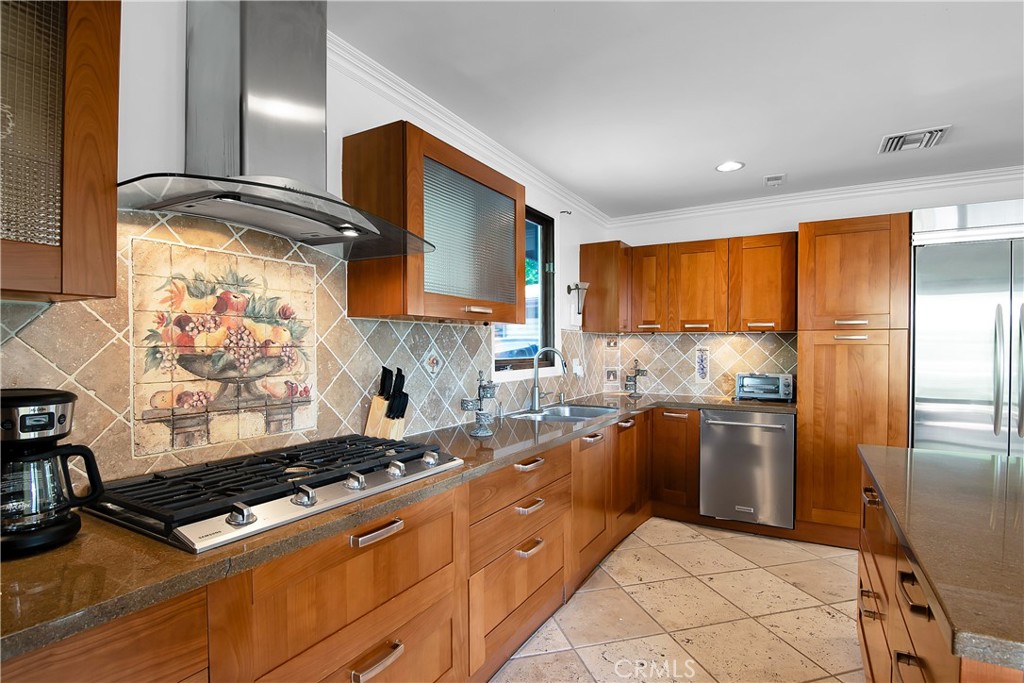 3701 Royal Meadow Property Photo 13