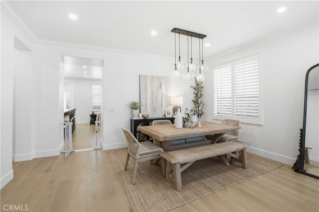 24051 Via Cresta Property Photo 3