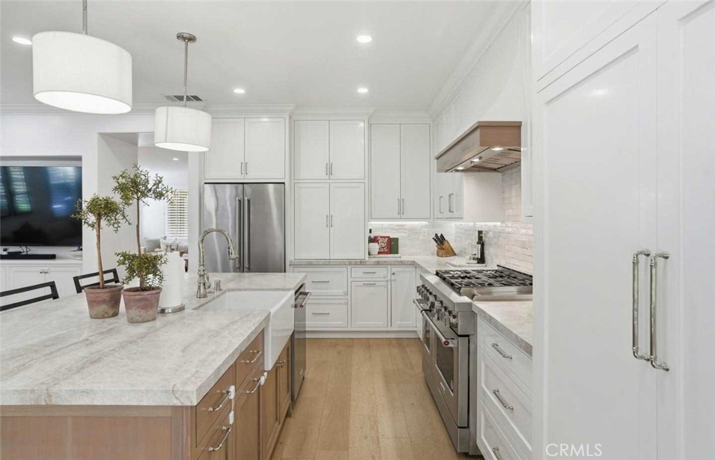 24051 Via Cresta Property Photo 7