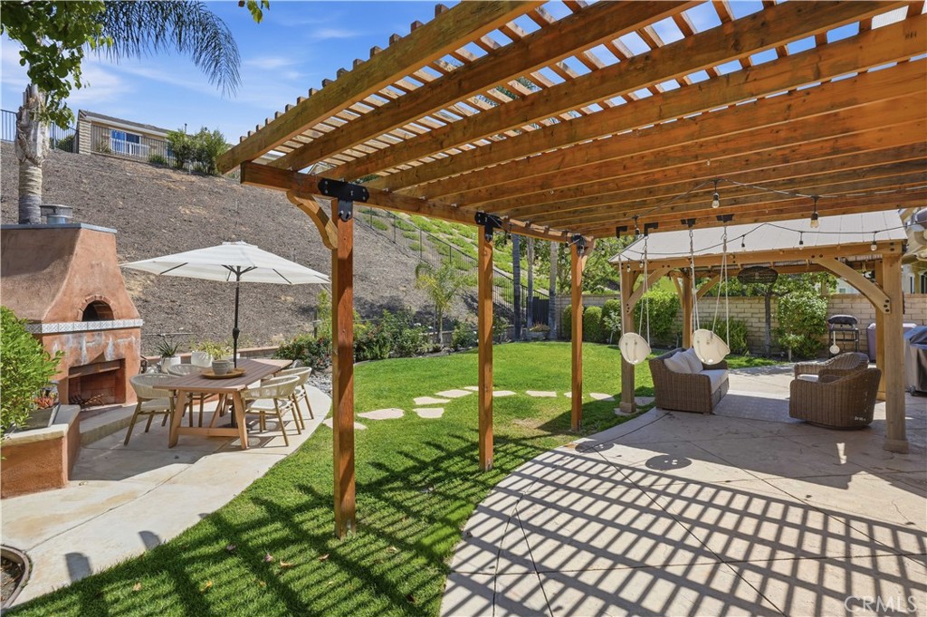 24051 Via Cresta Property Photo 19