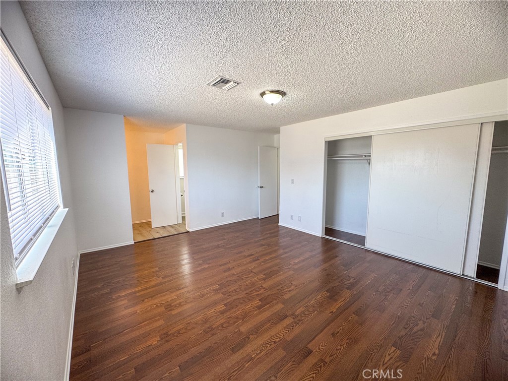 1040 Chagal Property Photo 9